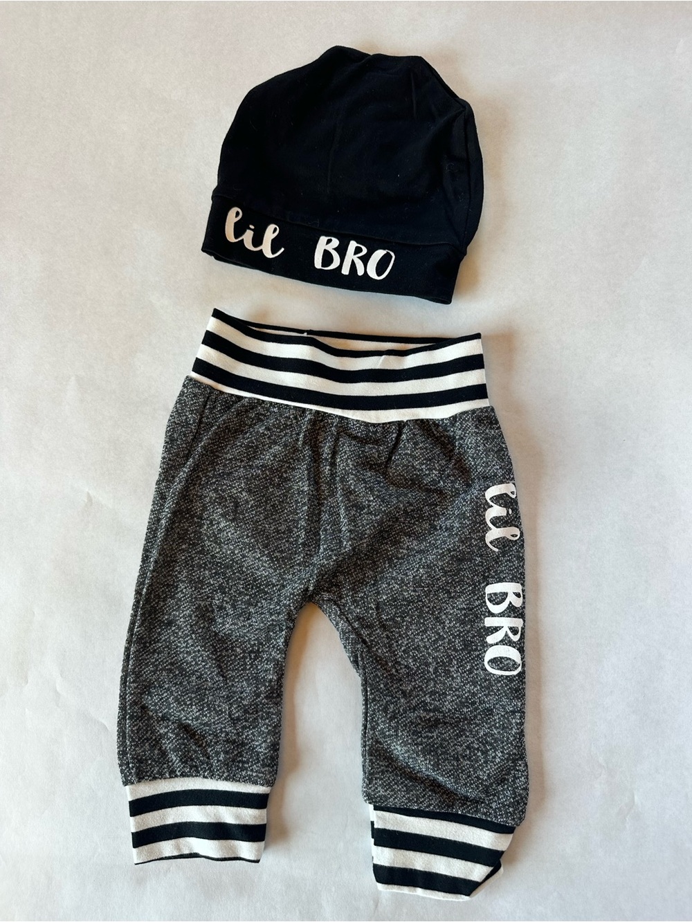 NWOT Lil Bro Gray Knit Jogger Pants with Black Accent Beanie